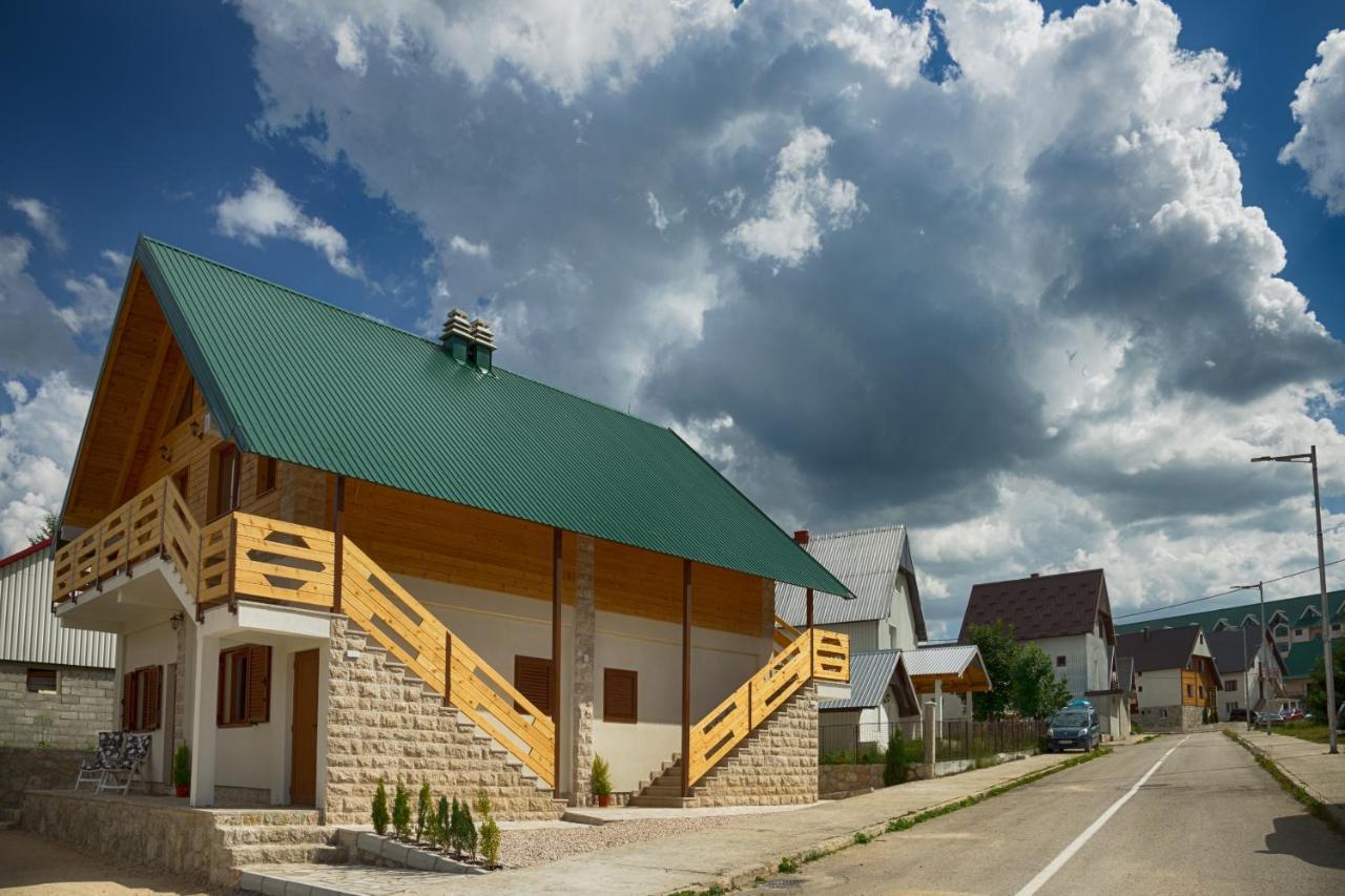 Monte Pino Lux Apartments Žabljak Buitenkant foto